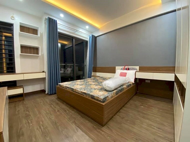 Bán nhà Nguyễn Văn Cừ, 40m2, Tặng nội thất, Giá 4 tỷ