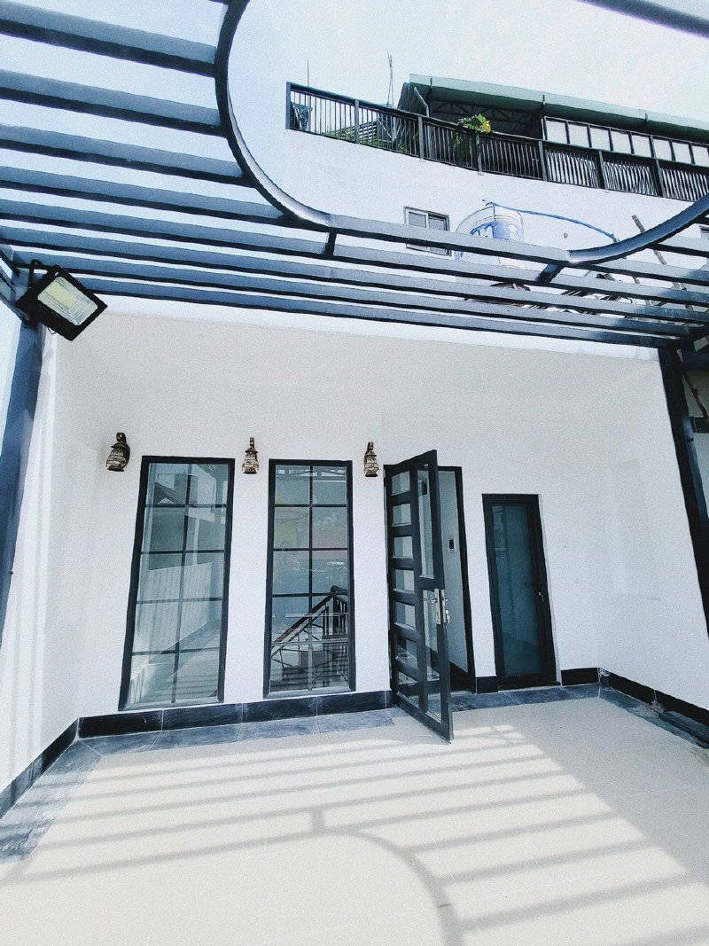 Bán căn nhà ĐẸP sát mặt tiền, DTSD 110m2 (ngang 5m). Giá chỉ 8.65 tỷ
