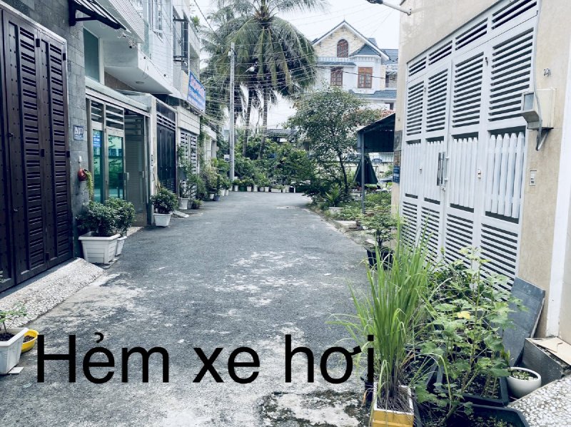 Nhà 1 trệt 2 lầu, hẻm xe hơi 1/ . P. Linh Đông , dt 61m2 giá 7,1 tỷ