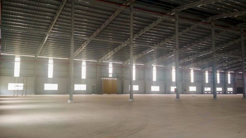 Cho thuê kho xưởng 9300m2 khuôn viên 15000m2 trong KCN Tân Đô, Long An