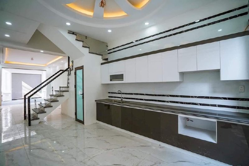 Bán Nhà Bồ Đề, 55m2, 5 Tầng, Nhà Đẹp - Gần Phố, Nhỉnh 6 tỷ