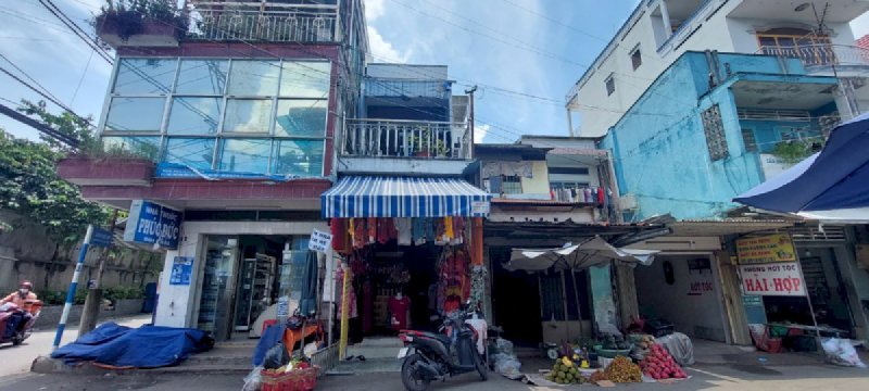 Cần bán gấp nhà 1 Trệt 1 Lầu MẶT TIỀN kinh doanh ngay chợ Tam Hoà