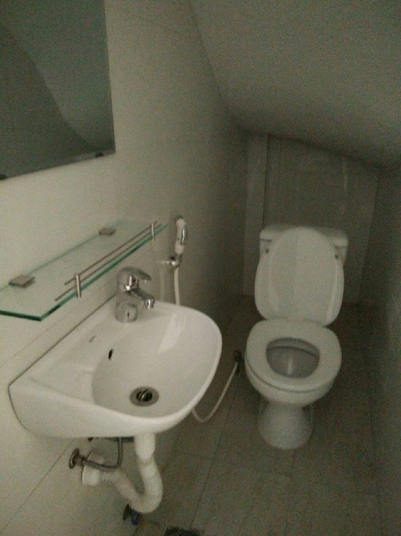 Bán nhà Bắc Từ Liêm - Đông Ngac, 45mx5 tầng, 20m ô tô tránh, 100m chợ, sân rộng, nhỉnh 4 tỷ.