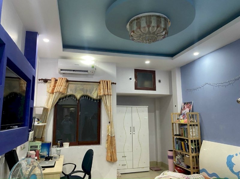 Bán nhà đường 182, Tăng Nhơn Phú A, Q9, cách ngã tư Thủ Đức 3Km, 67m2, 4 lầu, giảm 300tr