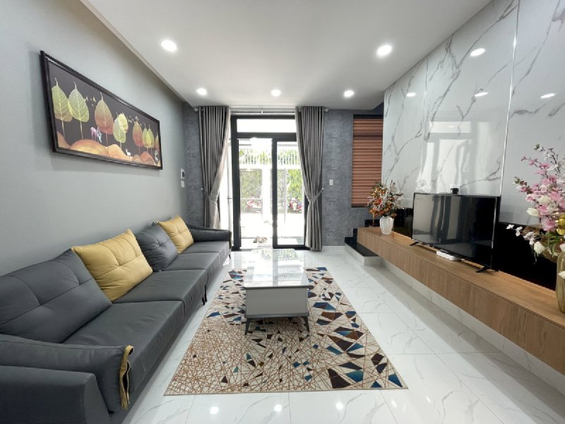Nhà 1 mê, TC, 5*15m, hẻm Giải Phóng, gần Hoàng Việt, gần Hà Huy Tập