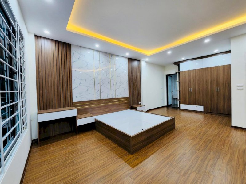 Bán nhà phân lô, Phố Khương Trung, 55m2 x5Tầng, kinh doanh, Otô, 2 mặt thoáng, giá 6,3 tỷ.