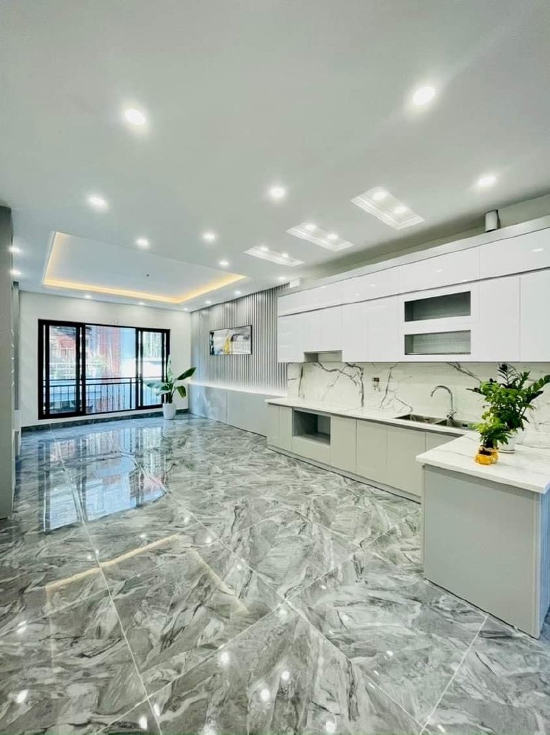 Bán Lý Thường Kiệt 6 tầng TM văn phú HĐ 44m2 10 tỷ.