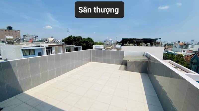 Bán nhà đường Lê Văn Việt, gần ngã tư Thủ Đức,78m2 , 4 lầu , giá rẻ