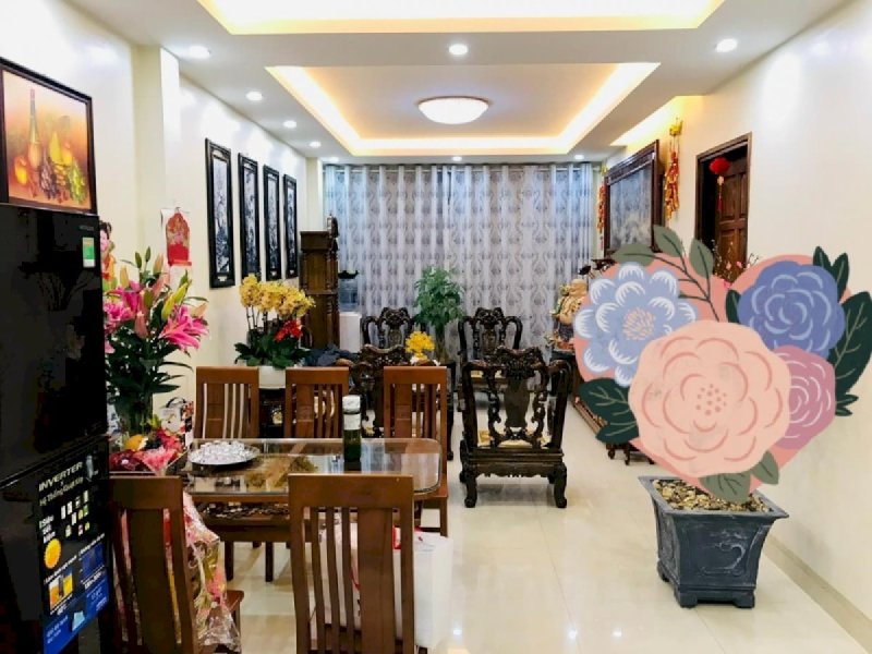 Bán nhà mặt phố Hồng Tiến Long Biên Kinh doanh Dòng tiền 70m2 mt7m 21tỷ hơn