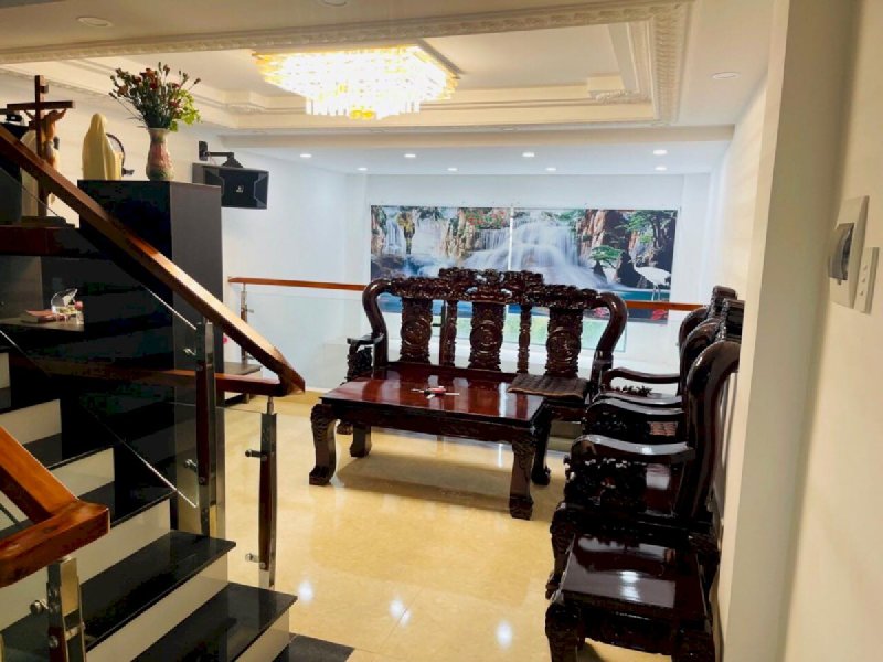 Bán nhà Huỳnh Tấn Phát Q7, tặng nội thất, 6.99 tỷ