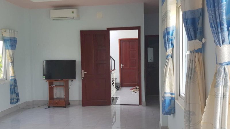 Nhà 1 trệt 2 lầu sân thượng, P. Linh Trung , dt 91,6m2