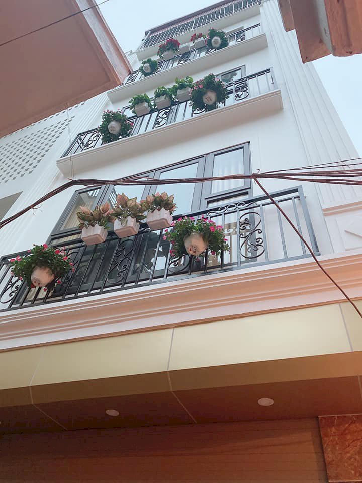 Bán Gấp Nhà Trương Định, Gần Phố-nhà Đẹp-ô Tô Cách 20m, 45m2 X 5 Tầng X 6 Ngủ, Giá Chỉ 5.x Tỷ (có Thương Lượng)