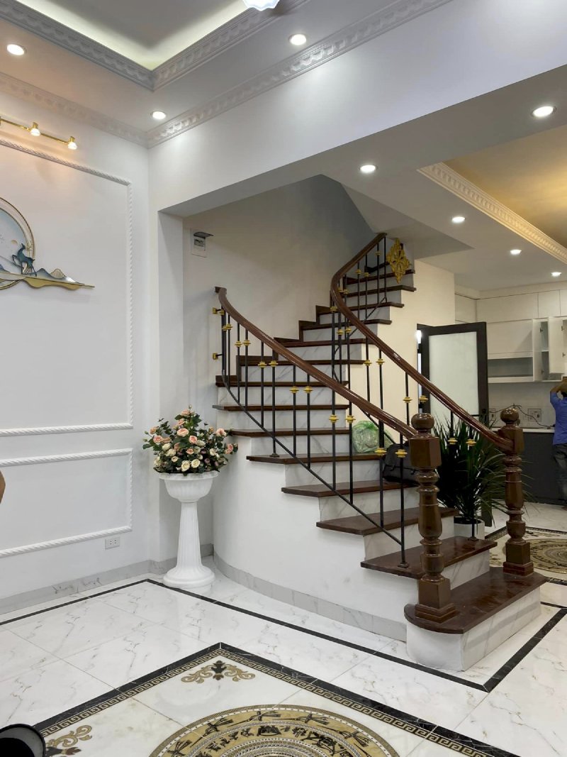 Nhà Phan Kế Bính, Khu Vực Người Nước Ngoài 58m2, 5 Tầng chỉ 7.5 tỷ