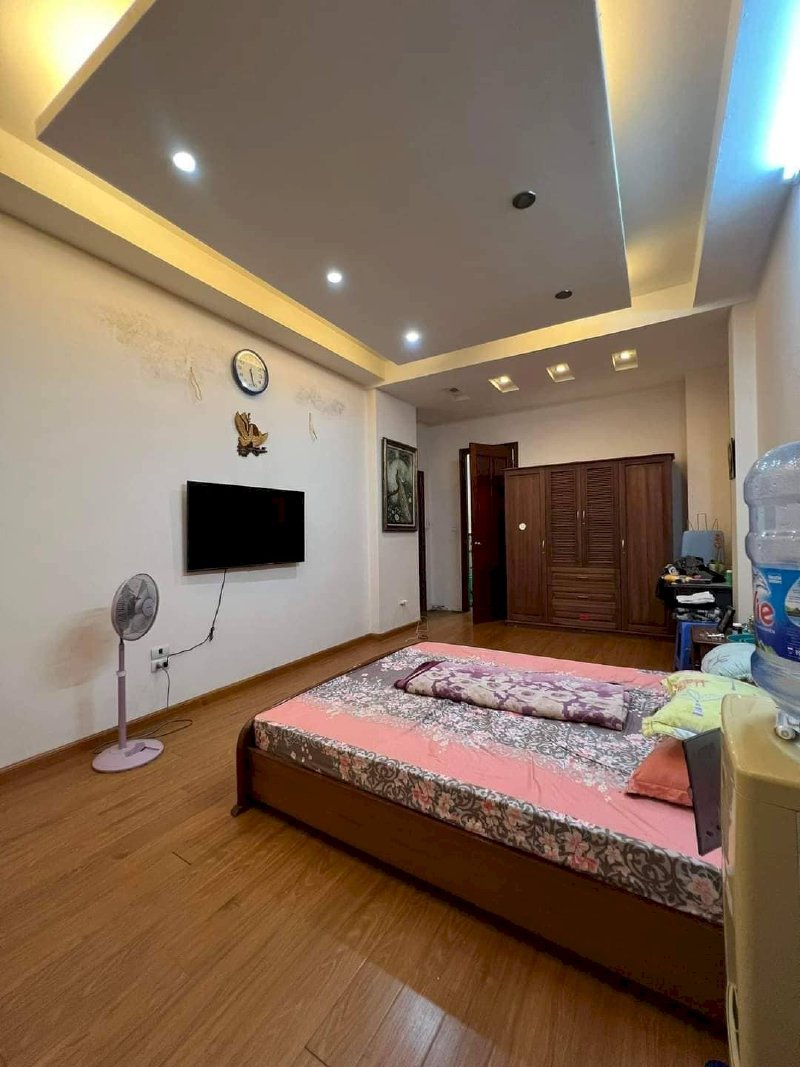 Nhà Bán Phố Lê Đại Hành, Kin Doanh, Gần Ô Tô - Sổ Nở Hậu