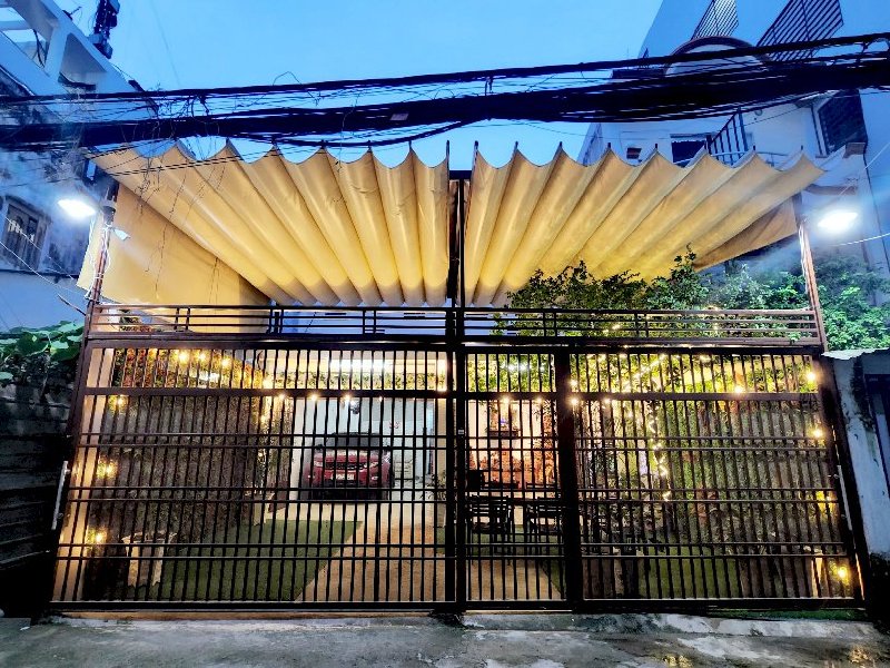 Bán nhà sân vườn, dt 216m2, hẻm 6m, đường Nguyễn Xí, Quận Bình Thạnh
