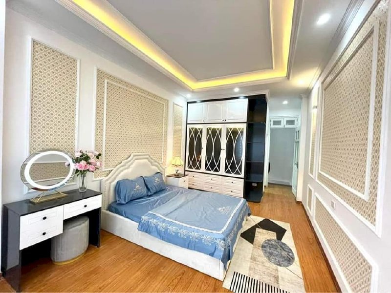 Chùa Láng kinh doanh,Oto 40m2x6Tầng, gần ĐH Ngoại Thương