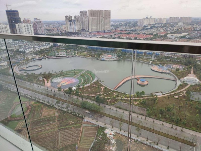 Cho thuê căn hộ 3 ngủ AnLand Lakeview 100m