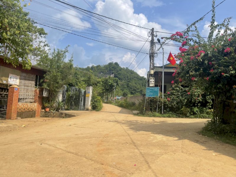 Bán mảnh đất xã Đông Sang, Mộc Châu, Sơn La, 577m2 có sổ đỏ