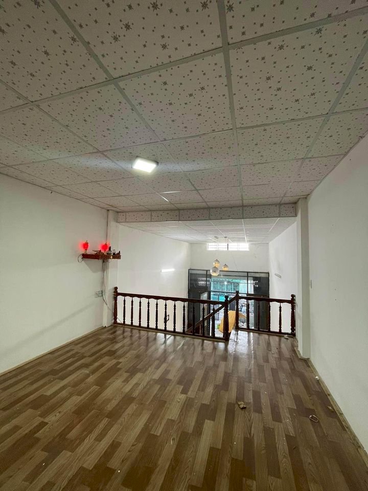 Nhà Trưng Nữ Vương 92m2, kiệt 2.5m, 2.x tỷ