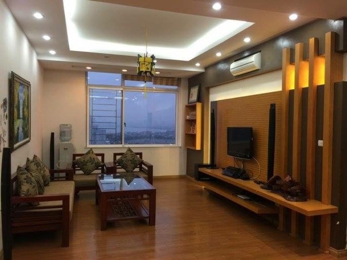 Bán nhà đẹp phố Nguyễn Khánh Toàn, 55m2*4 tầng, GIÁ CHỈ 4.3 tỷ