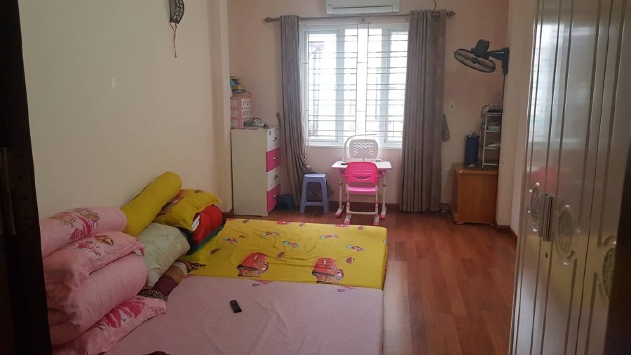 Bán nhà Khương Trung 35m2, 5 tầng, ngõ thông, giá 3.15 tỷ, lh: 0398984041.