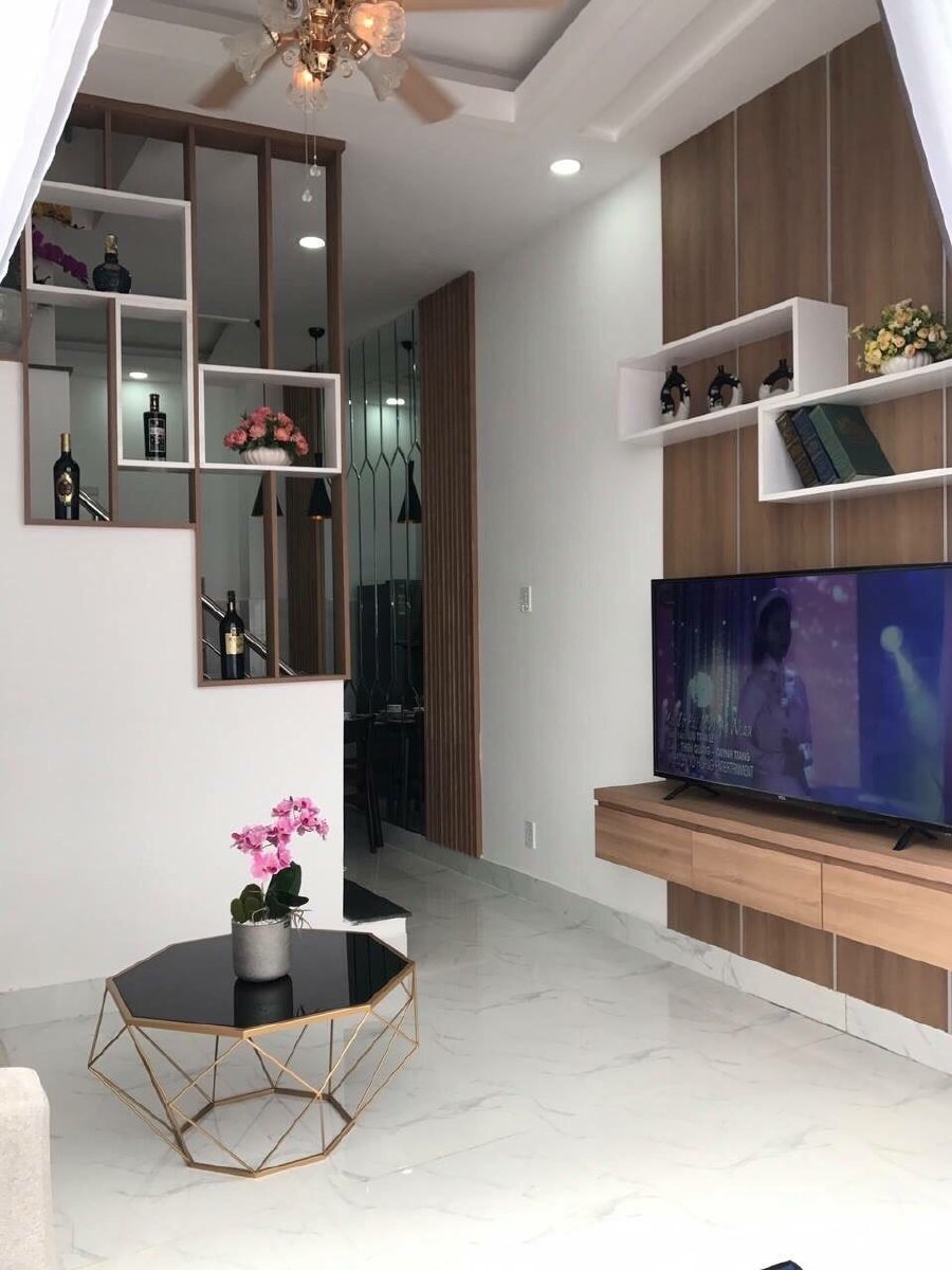 Bán Nhà Mới 2 Lầu Cách QL 1A 200m