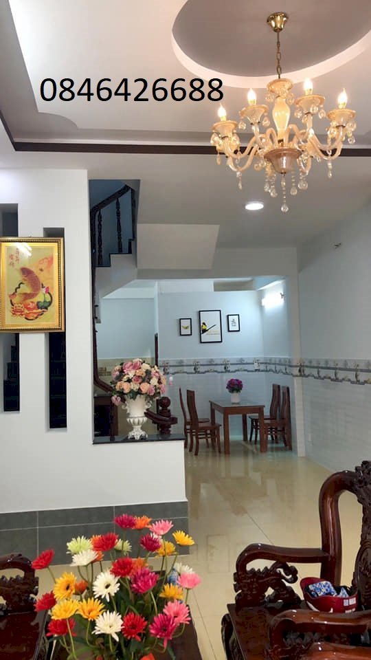 Phân lô Gara ô tô phố Trung Kính, DT 42m2 5 tầng, nhỉnh 6 tỷ. KD Văn phòng.