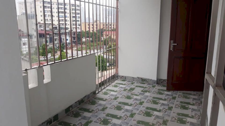 Bán gấp nhà mới Yên Xá, thông tin thật 100%, 32m2*4T, ô tô đỗ cách 15m, giá 2.3 tỷ 0982468422