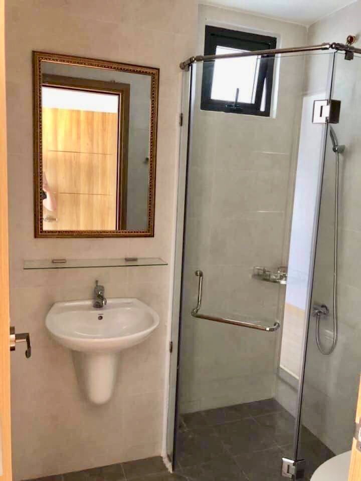 Cho thuê căn hộ 70m2 có nội thất, giá 7,5 triệu/tháng, 2 phòng ngủ lớn 2 toilet