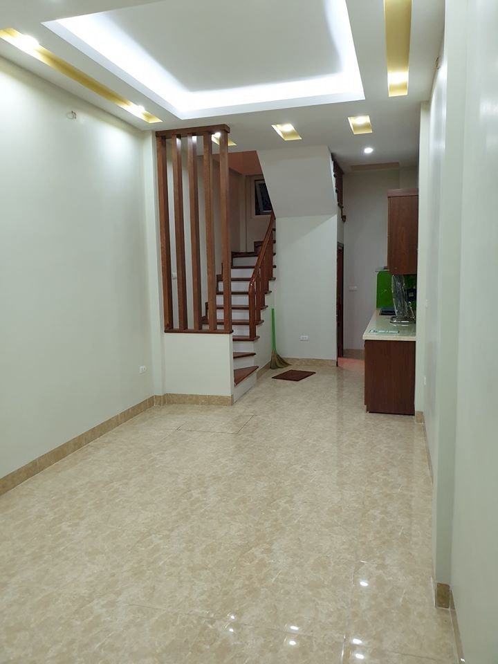 Bán nhà đẹp 5T phố Láng Hạ 35m2, giá 3.8 tỷ.