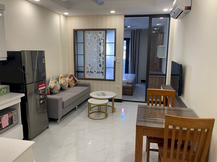 Cho thuê căn hộ chung cư mini đủ đồ phố Sơn Tây DT 45m2, thang máy giá 9.2 tr/th
