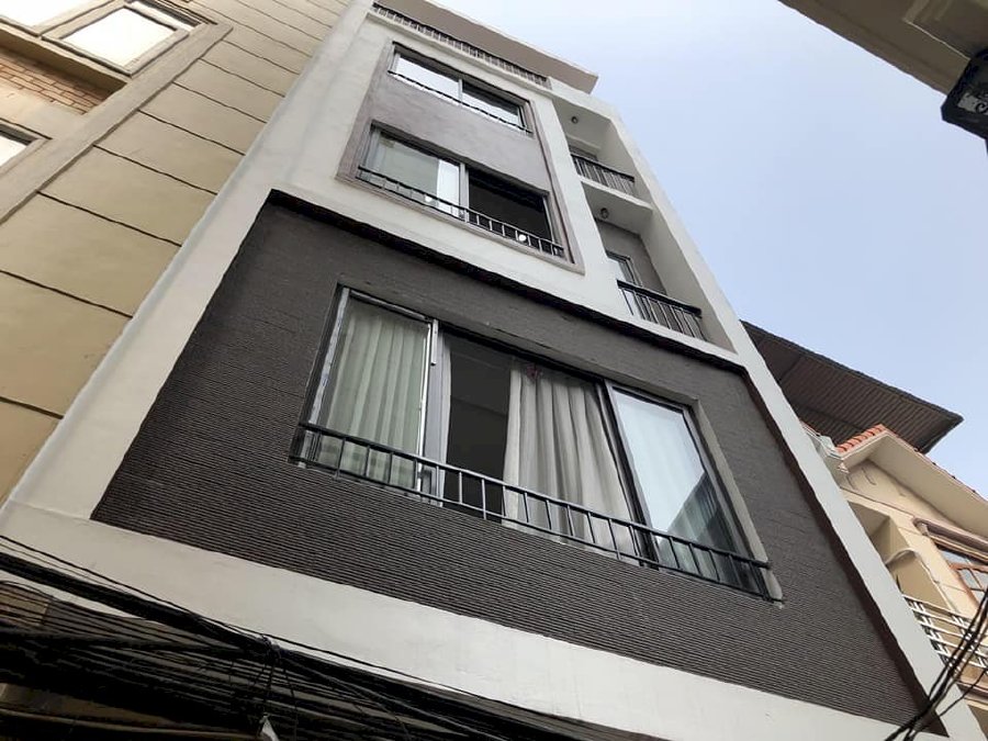 Bán nhà mặt phố Trần Đăng Ninh - HĐ. 5 tầng, măt tiền 5m, giá chỉ 4.75 tỷ
