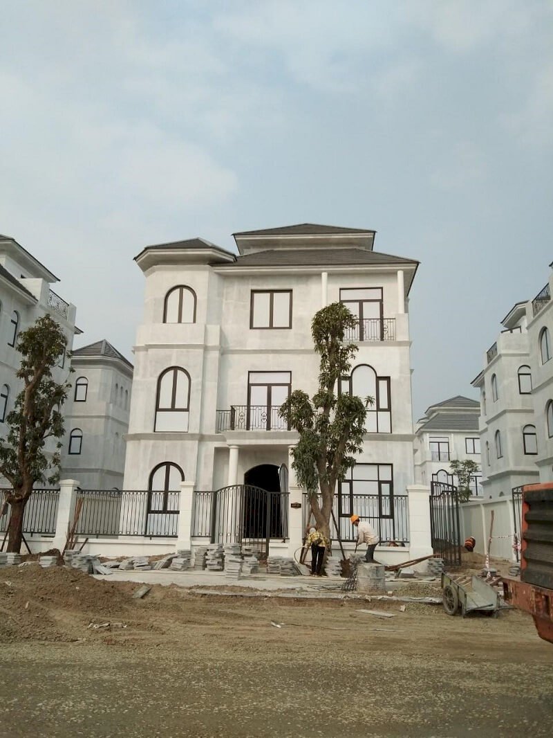 cần bán lô góc biệt thự đơn lập Vinhomes Green Villas, dt 300m2, Xây 3 tầng 1 tum