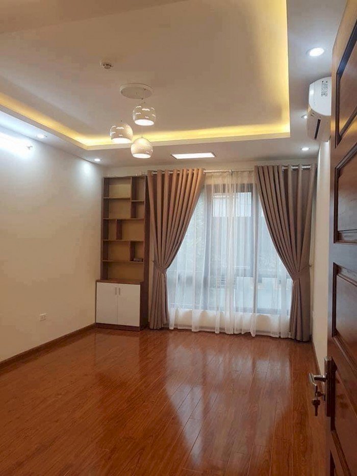 +MÌNH CẦN BÁN CĂN NHÀ THỔ CƯ TẠI KHU VỰC MINH KHAI 5 TẦNG*43M2 , MT 4,2M ,