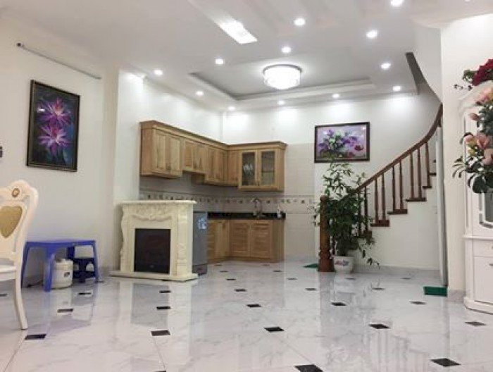 Nhà xây mới Bùi Xương Trạch, Khương Trung 46m2* 5T, cách phố 1 nhà, giá 3,1 t