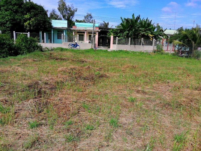 Cần bán gấp 3 lô đất nền sổ hồng riêng tại xã Phước Đông, huyện Cần Đước, t