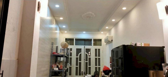 Bán nhà 5T 40m2 phố Tố Hữu ô tô để trong nhà giá 4.7 tỷ