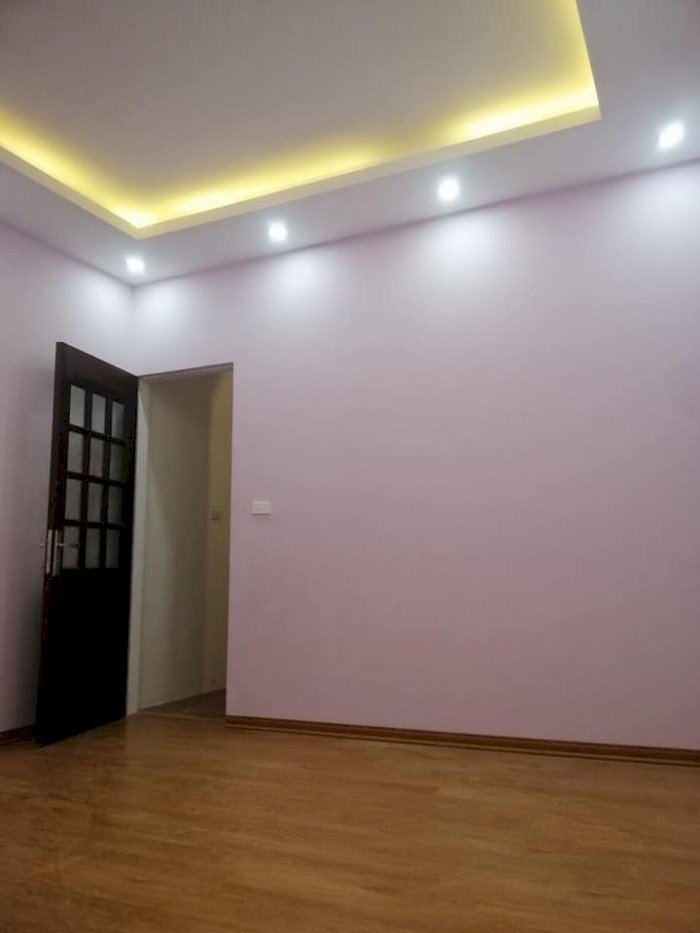 Bán nhà 3T 40m2 gần bãi đỗ ô tô giá 3.35 tỷ