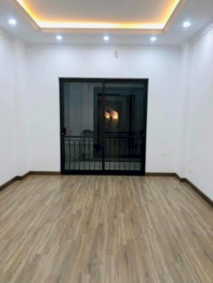 Bán nhà Khương Trung, Thanh Xuân, vị trí đẹp, gần phố, 47.6m2* 5T, giá 3.1 tỷ