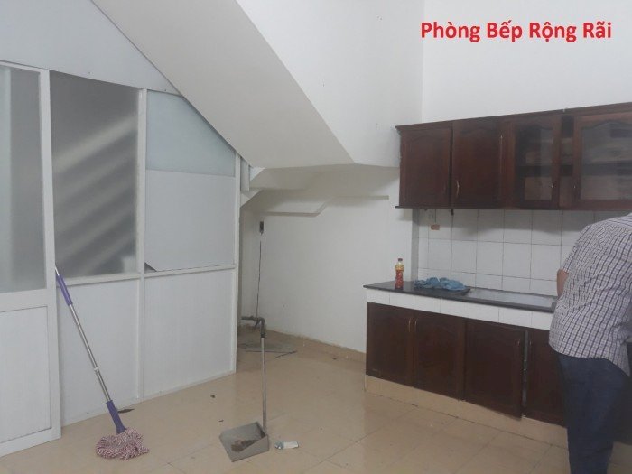 Cho thuê nhà Kế Bên 84 Tô Vĩnh Diện, p.Linh Chiểu - 1 trệt 2 lầu SD 150m2 Hướ