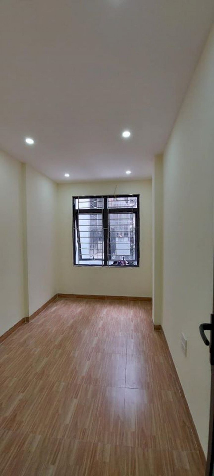 Bán Gấp Nhà Phố Minh Khai 28m2 Giá 1,7 Tỷ