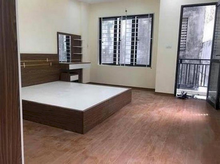 Bán nhà Yên Nghĩa 33m2*4T ô tô đỗ cửa gần chợ,cách đường Quang Trung chỉ 100m