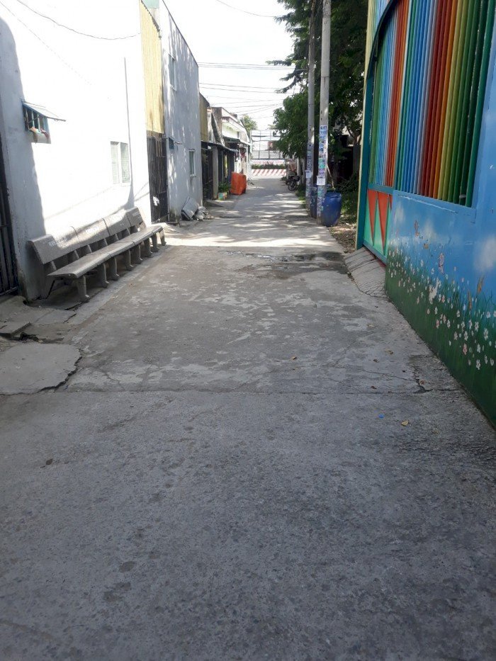 Bán nhà 1 lầu 1 trệt,giá rẻ,gần vincom 55,dĩ an,bình dương.95m -
