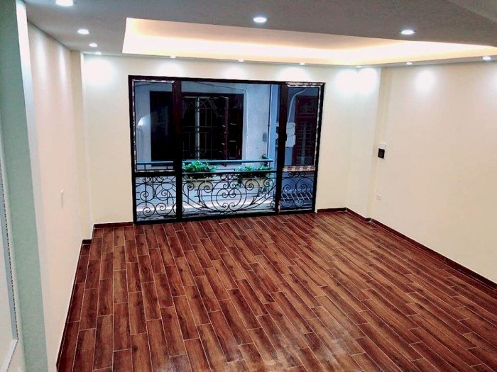 Bán nhà phân lô VIP 5T 45m2 mới đẹp, 15m ra ô tô tránh phố Nhân Hòa giá 4.8 t