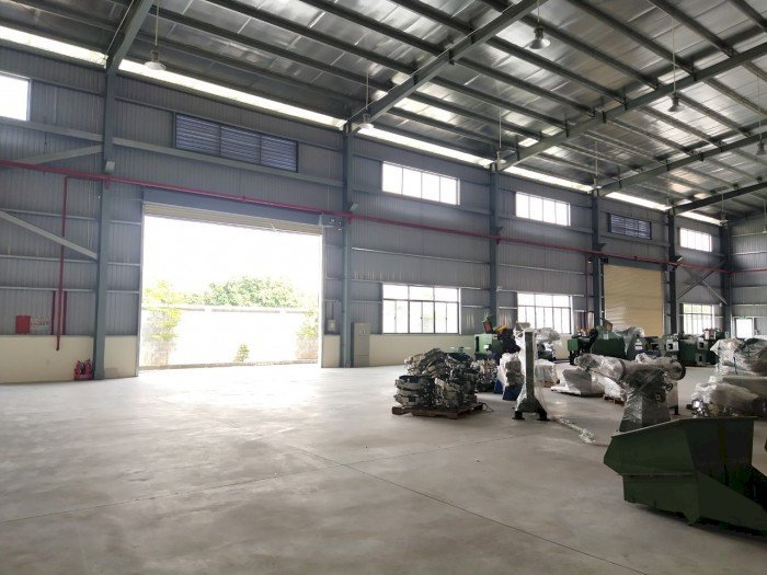 Cho thuê kho xưởng và văn phòng mới xây trong KCN Sóng Thần, Thị xã Tân Uyên, Bình Dương