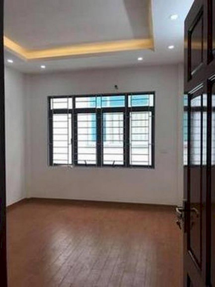 Nhà phố Lụa Vạn Phúc Hà Đông, 32m2*5T*4P ô tô đỗ gần, nhà gần chợ, hỗ trợ ngâ