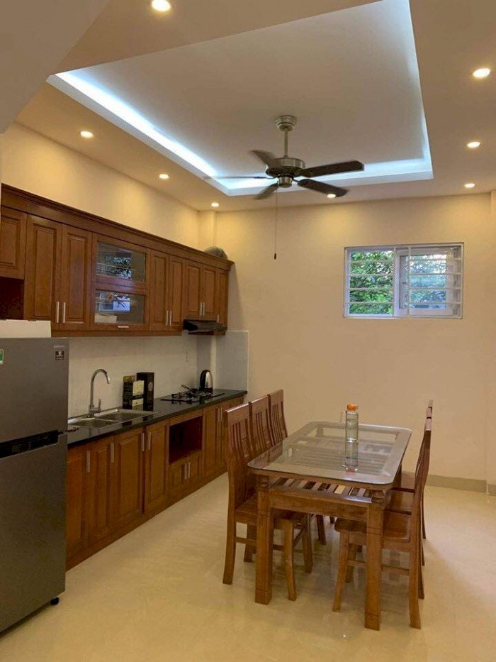 Bán nhà 4T 40m2 Mới đẹp, lô góc, 2 phút ra đầm Hạ Đình giá 3.75 tỷ.