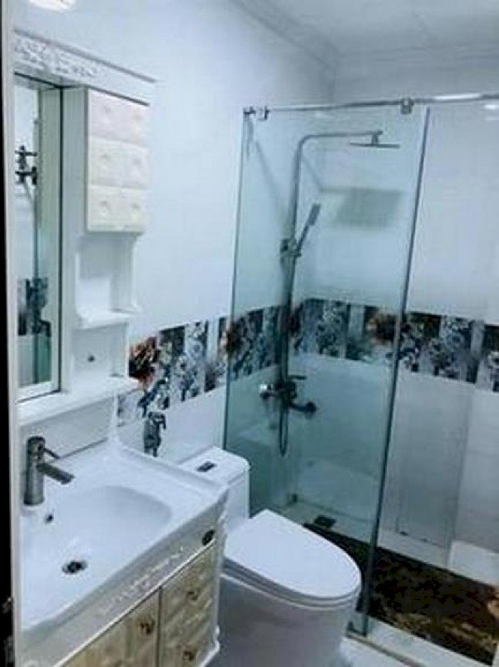 Bán nhà Yên Nghĩa 33m2*4T ô tô đỗ cửa gần chợ, cách đường Quang Trung chỉ 100