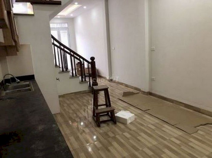 Nhà đẹp Vạn Phúc Hà Đông ở ngay, 4 tầng 34m2, ngõ rộng thông thoáng, gần làng