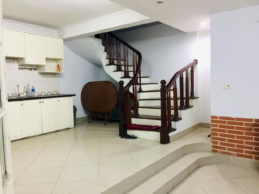 Bán nhà 4T 56m2 cực đẹp, 50m ra đường ô tô, 5’ ra Ngã Tư Sở giá 3.59 tỷ.